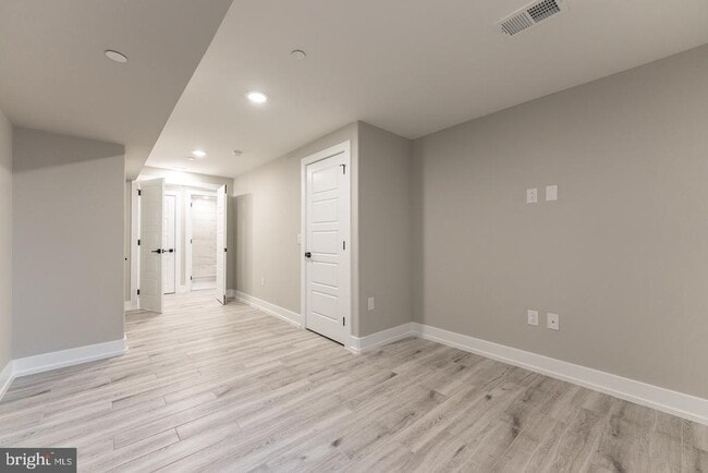 Building Photo - 1903 N Philip St