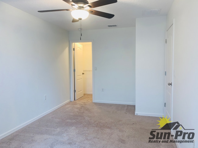 Building Photo - 147 Aston Grande Dr