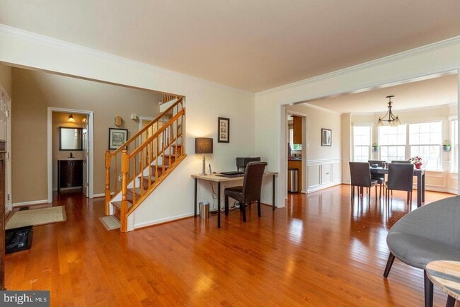Building Photo - 53 Crestwood Ln