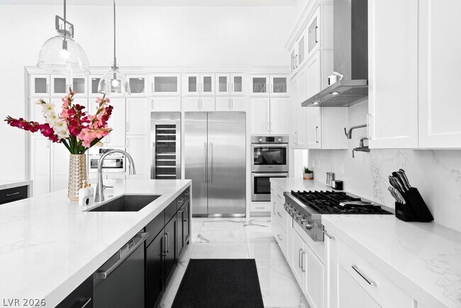 Building Photo - 4315 N Dapple Gray Rd