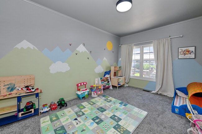Building Photo - 26300 W Chatham Dr