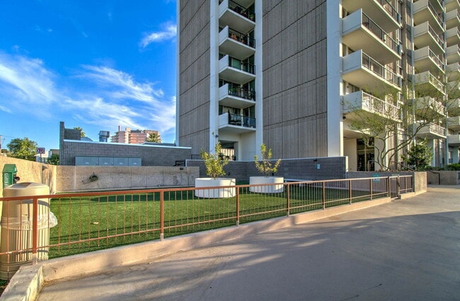 Building Photo - 2323 N Central Ave