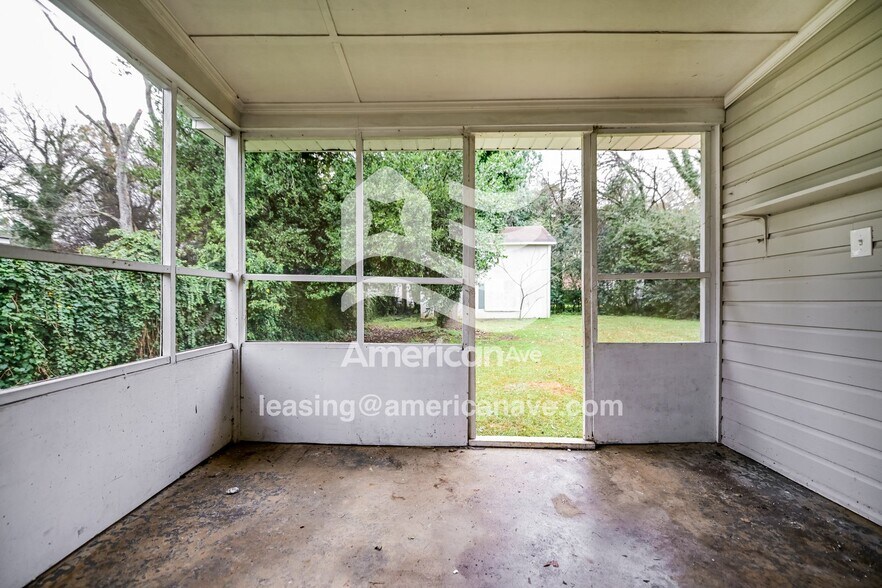 Building Photo - 415 Chamlee Dr