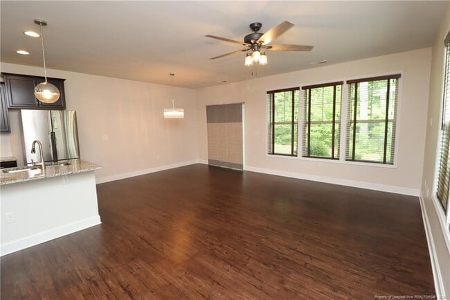 Building Photo - 1103 Compass Dr