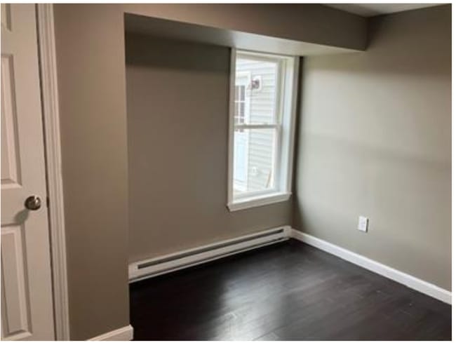 Building Photo - 21 E Lake Rd