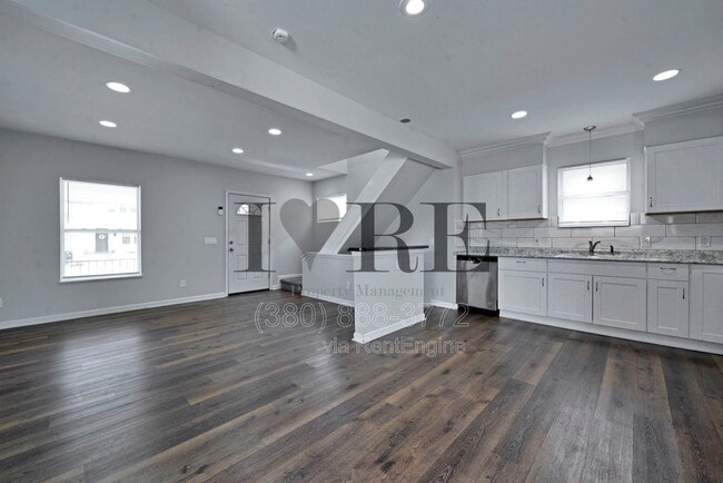 Building Photo - 1555 Myrtle Ave