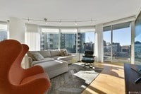 Building Photo - 338 Spear St