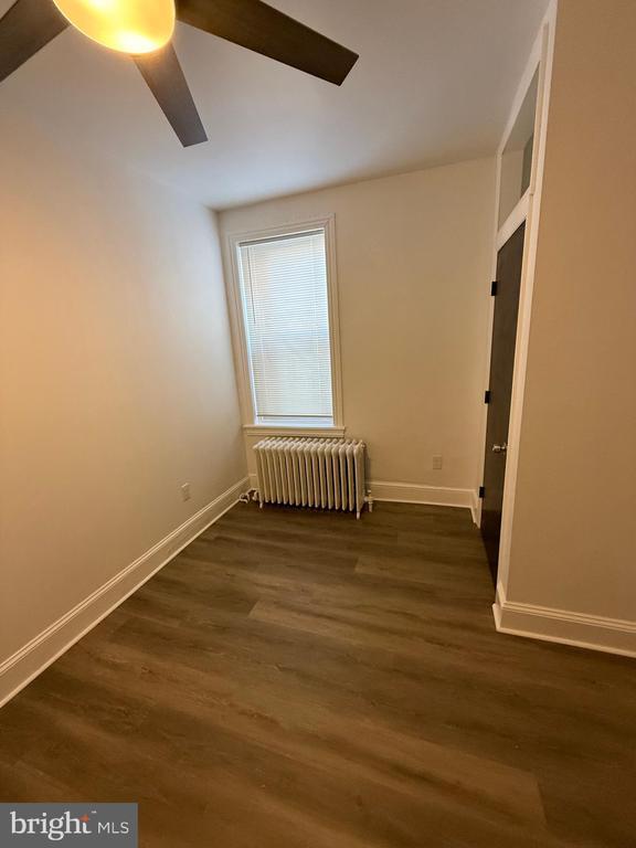 Building Photo - 4937 Walnut St