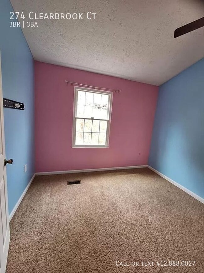 Building Photo - 274 Clearbrook Ct