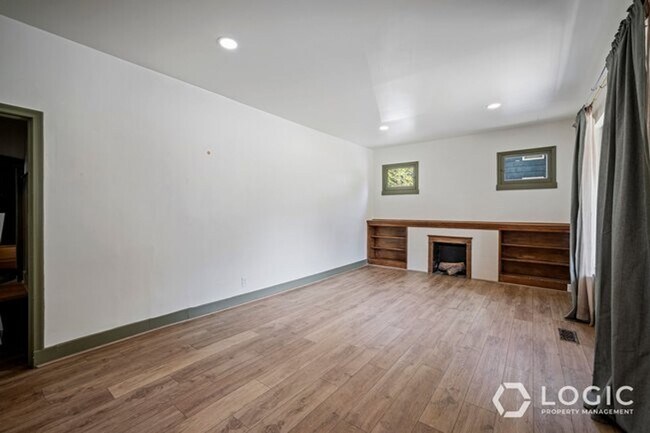 Building Photo - 1245 E 1700 S