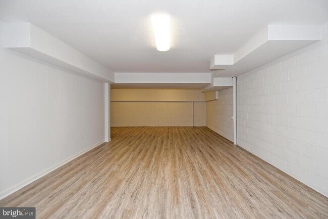 Building Photo - 7646 Huntmaster Ln