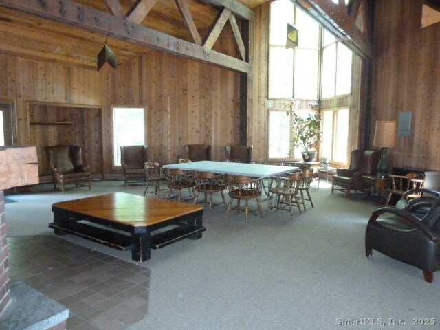 Building Photo - 6 Lyle Ct