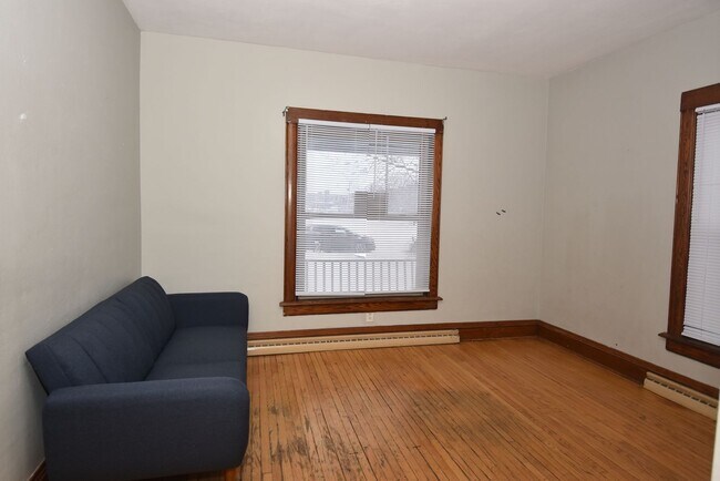 Building Photo - 508 S St Joseph St