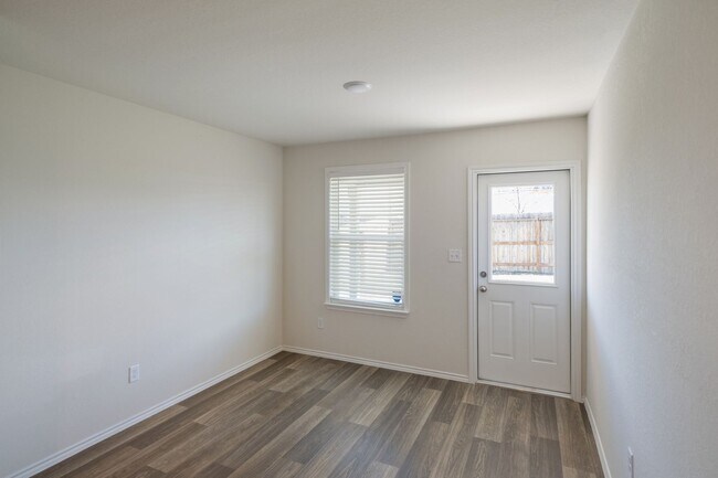 Building Photo - 3-Bedroom Home with Flexible Office Space