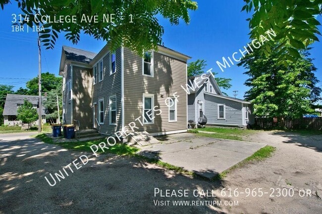 Building Photo - 314 College Ave NE