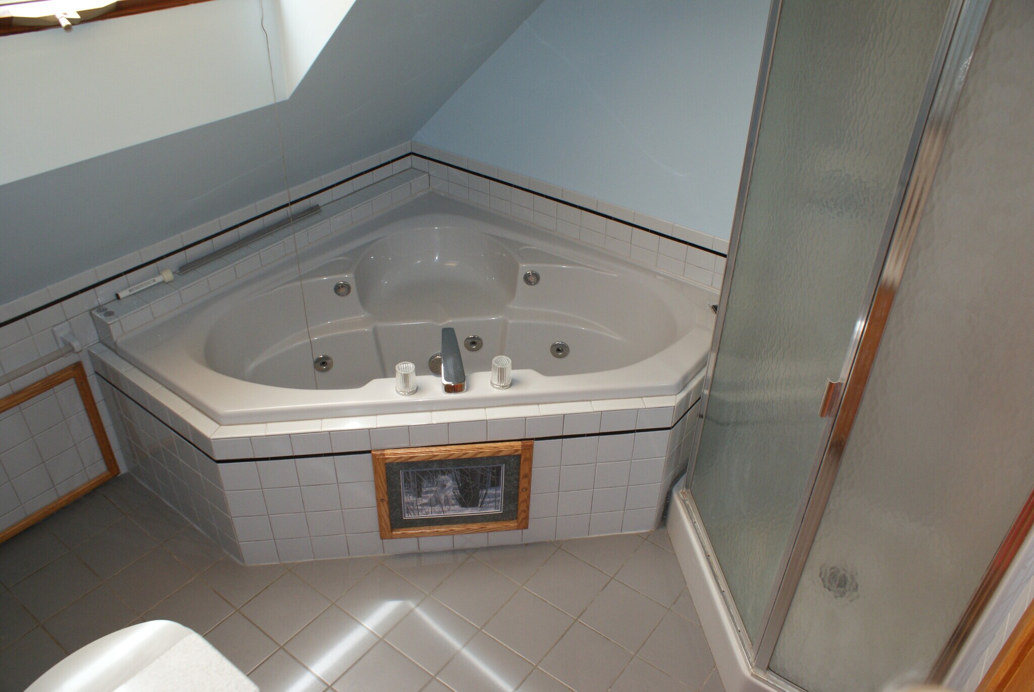 Bathroom - 264 N Pleasant St