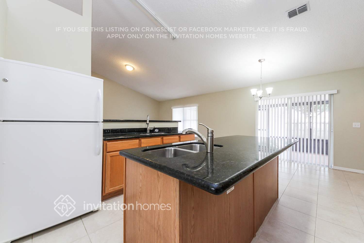 Building Photo - 1130 St Tropez Ct