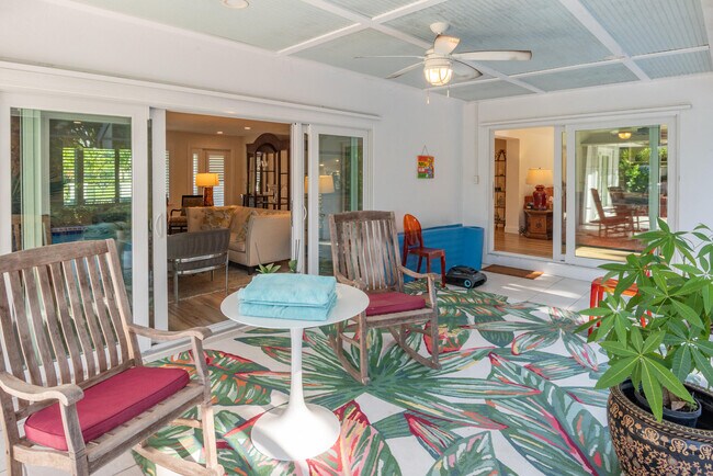 Building Photo - 3372 SE Court Dr