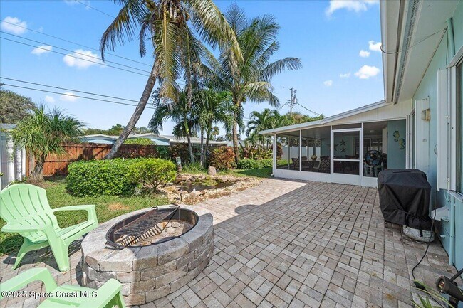 Building Photo - 317 Gemini Dr