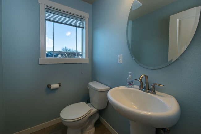 Building Photo - 28613 SW Villebois Dr N