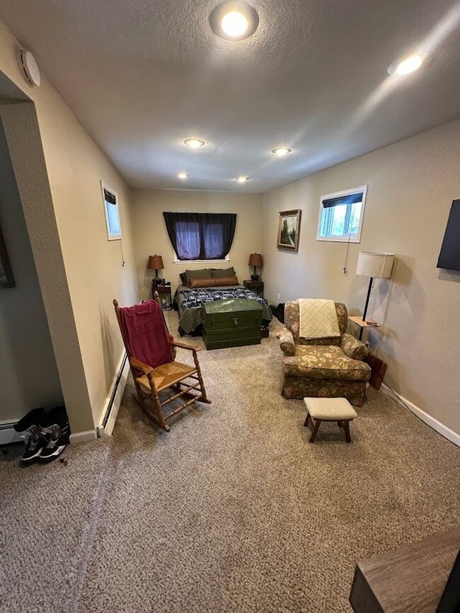 Building Photo - Fantastic Home in City Park North - Has it...