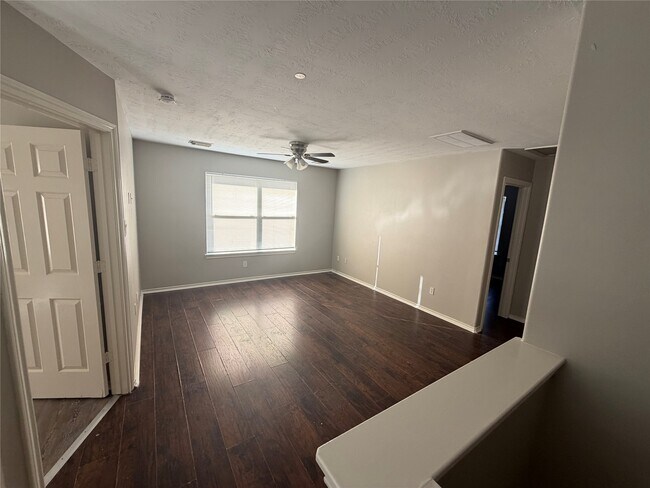 Building Photo - 15343 Court Amber Trail