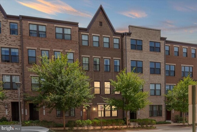 Building Photo - 20760 Wood Quay Dr