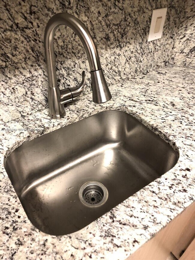 Building Photo - 10717 Cleary Blvd