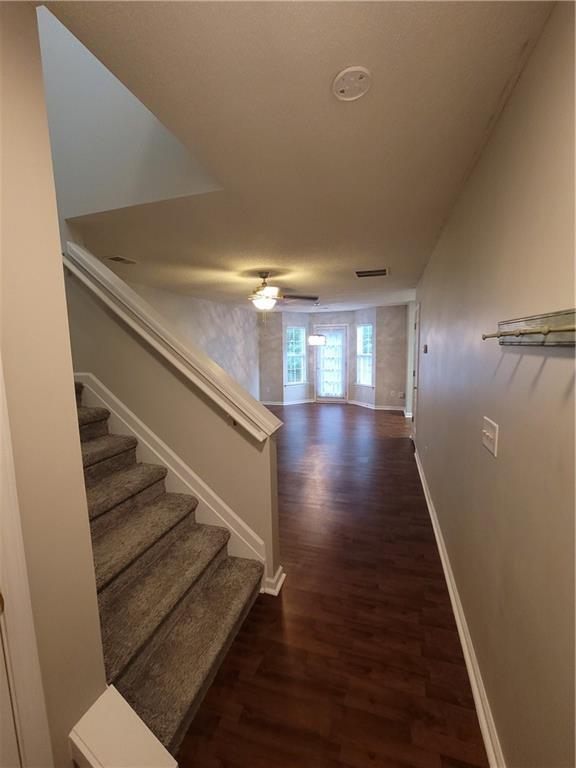Building Photo - 228 Fox Creek Blvd