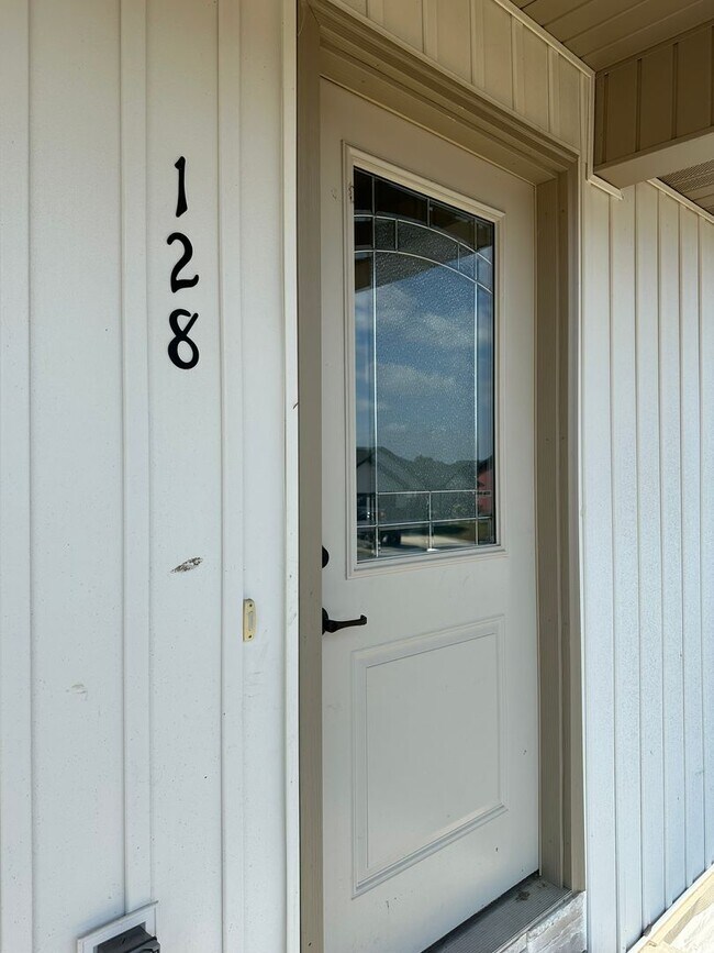 Building Photo - Now LEASING in Summit Pass! Available May 18, 2026!