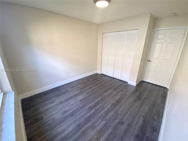 Building Photo - 837 Tanglewood Cir