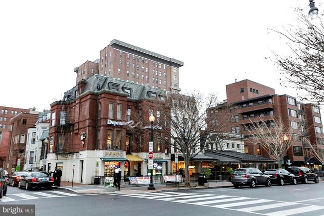 Building Photo - 1260 21st St NW