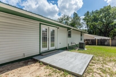 Building Photo - 126 Camellia Pl