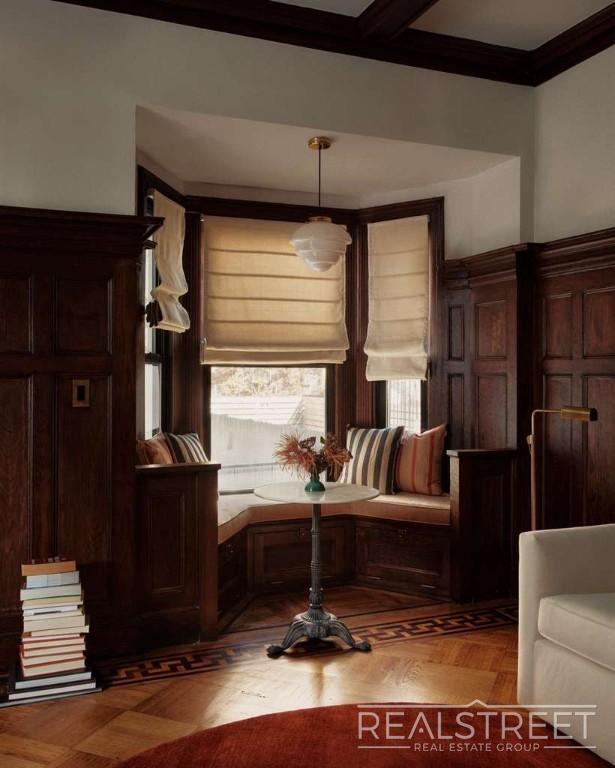 Building Photo - Luxury 4-Bed, 3.5-Bath Duplex with Private...