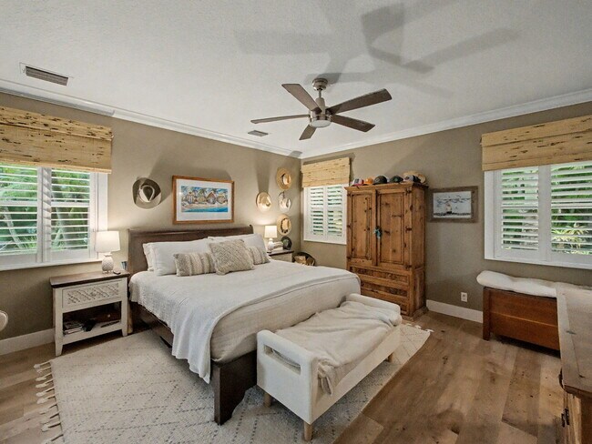 Building Photo - 8121 SE Orchard Terrace