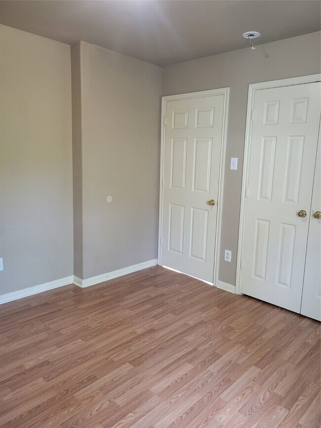 Building Photo - 4611 Knoxville St