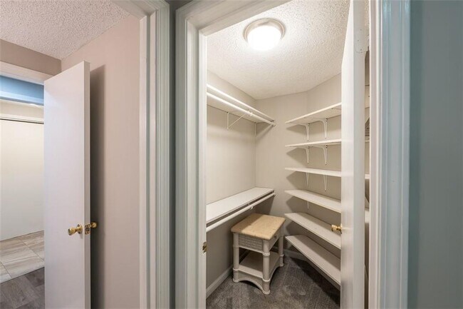 Building Photo - 3067 Steeplechase Dr