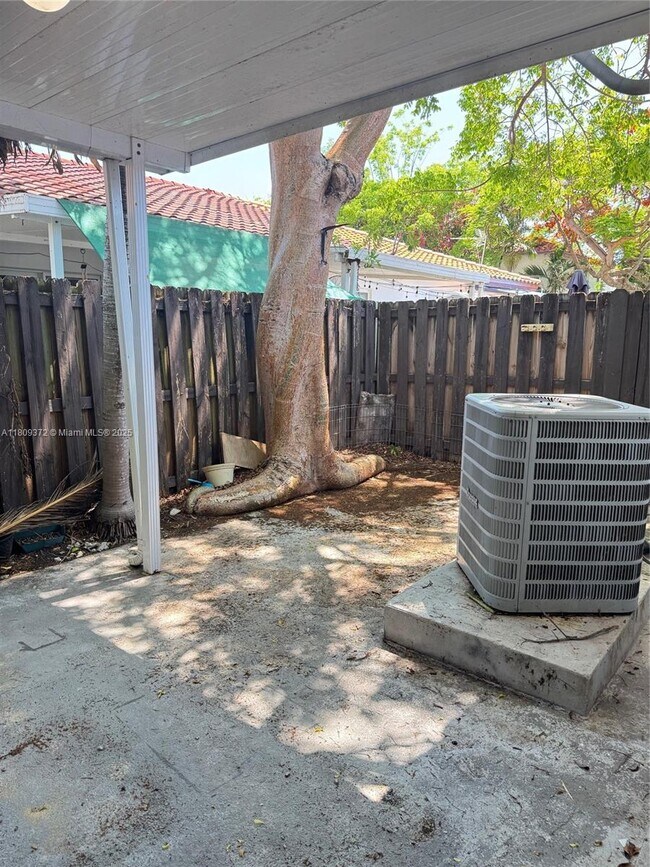 Building Photo - 8419 SW 209th St