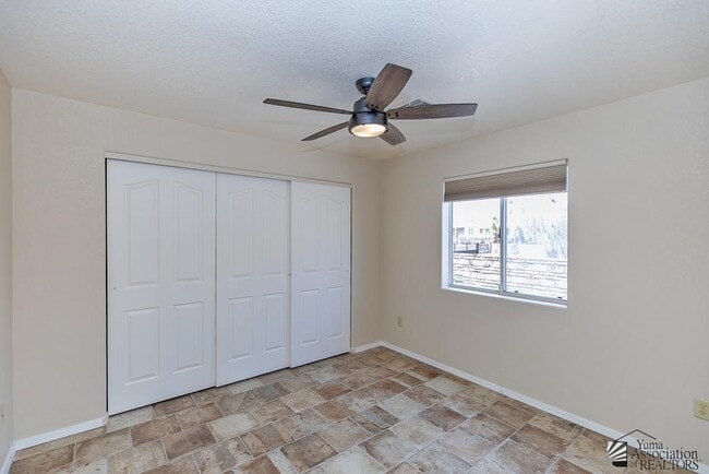 Building Photo - 12790 E 46th Dr