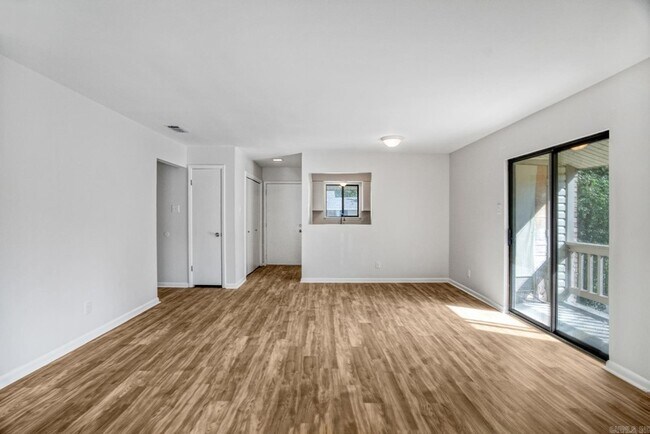 Building Photo - 101 Pine Forest Dr