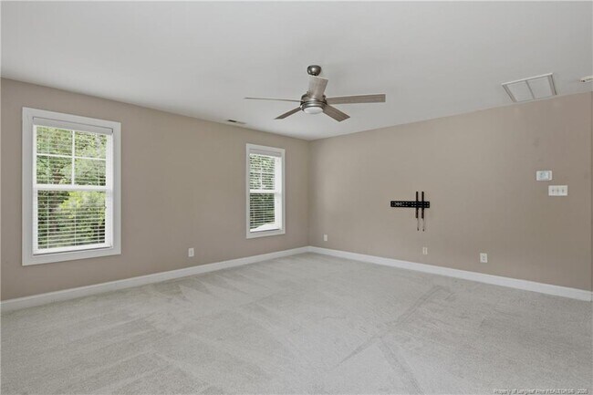 Building Photo - 138 Valley Pines Cir