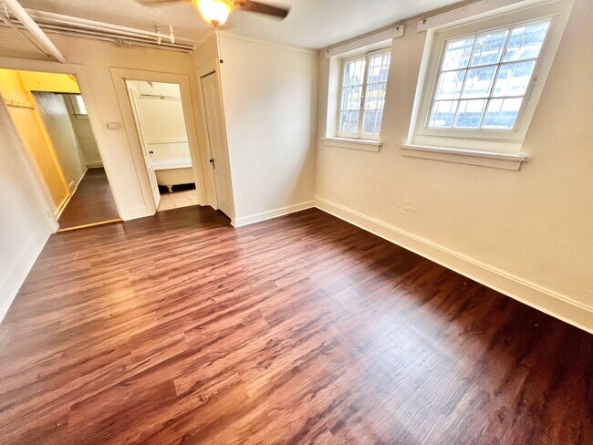 IMG_0821 - Cross Apartments