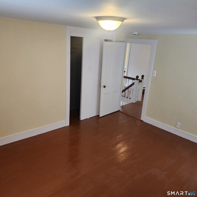 Building Photo - 88 Baker Ln