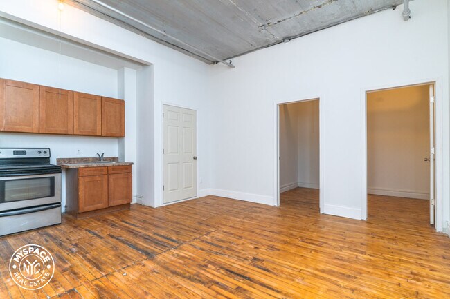 Building Photo - 1087 Flushing Ave