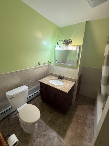 Building Photo - 199 Harvard St