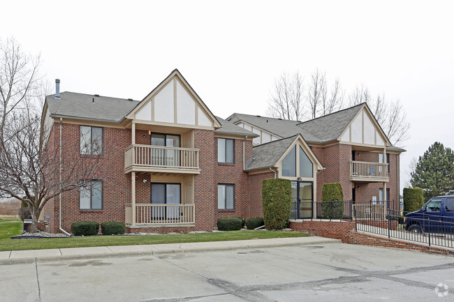 Building Photo - Balfour Condominiums