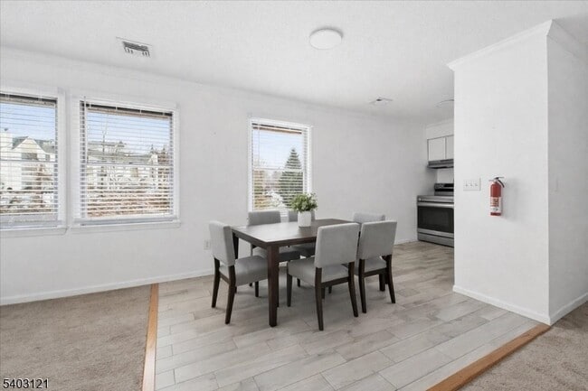 Building Photo - 109 Quarry Rd