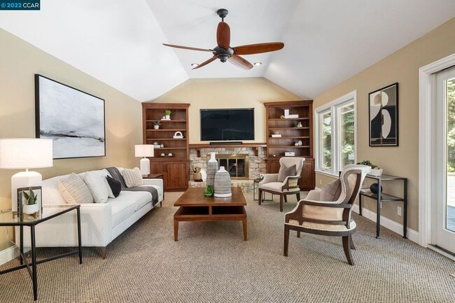 Building Photo - Outstanding 4 Bed 2.5 Bath Alamo Home in Bryan Ranch - Mt. Diablo Foothills!