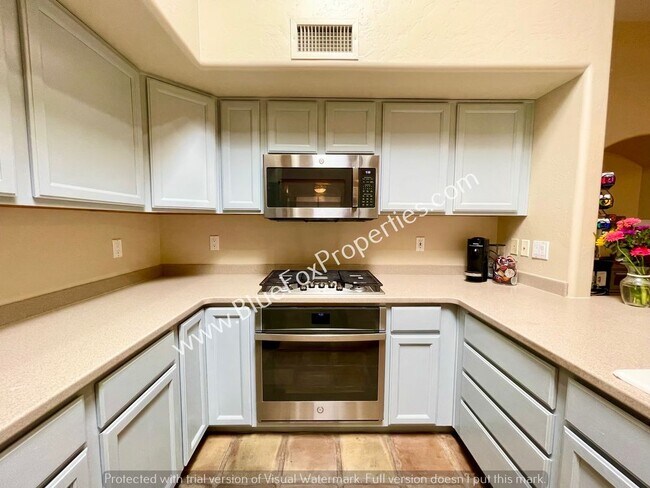 Building Photo - 5449 N Cres Ridge Dr