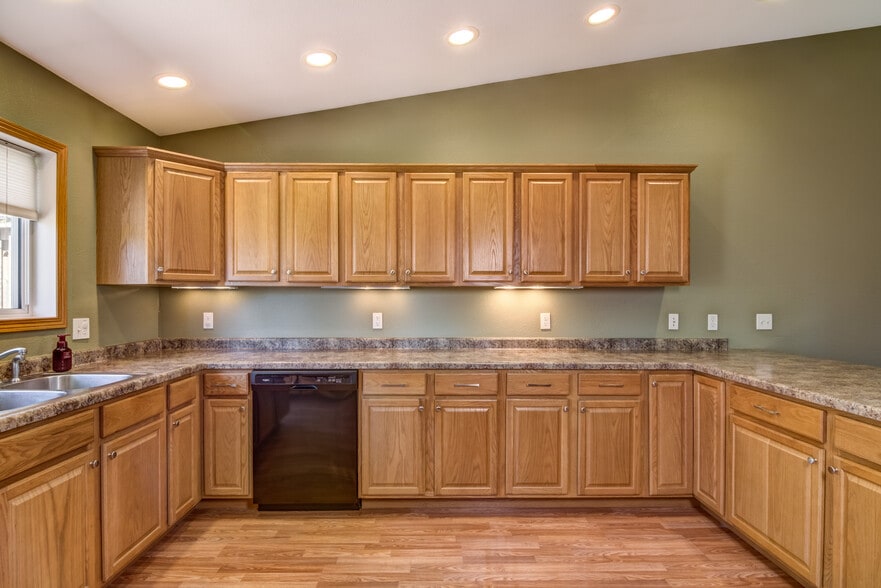 Building Photo - 3904 London Rd